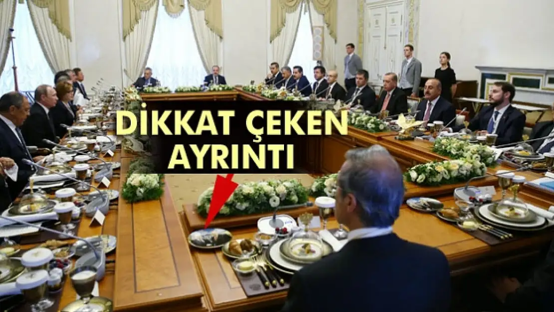 Erdoğan ve Putinin yemeğinde dikkat çeken ayrıntı