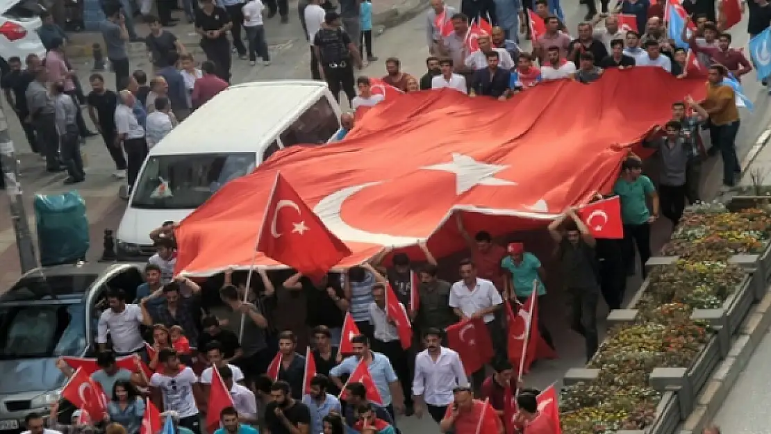 Van'da teröre tepki ve kardeşlik çağrısı