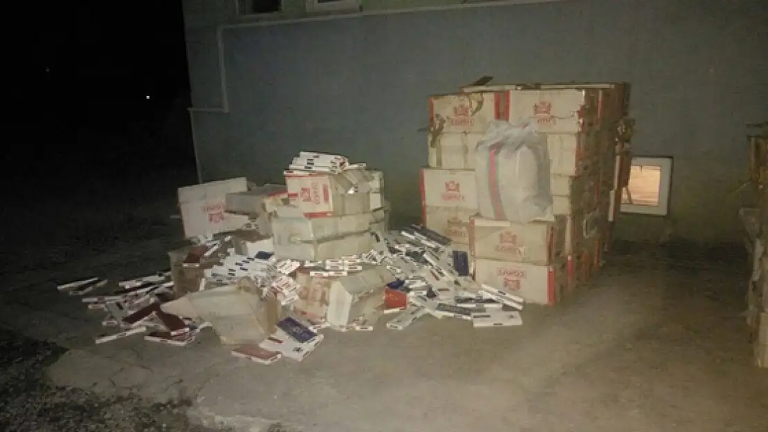 Başkale´de 180 bin paket kaçak sigara ele geçirildi