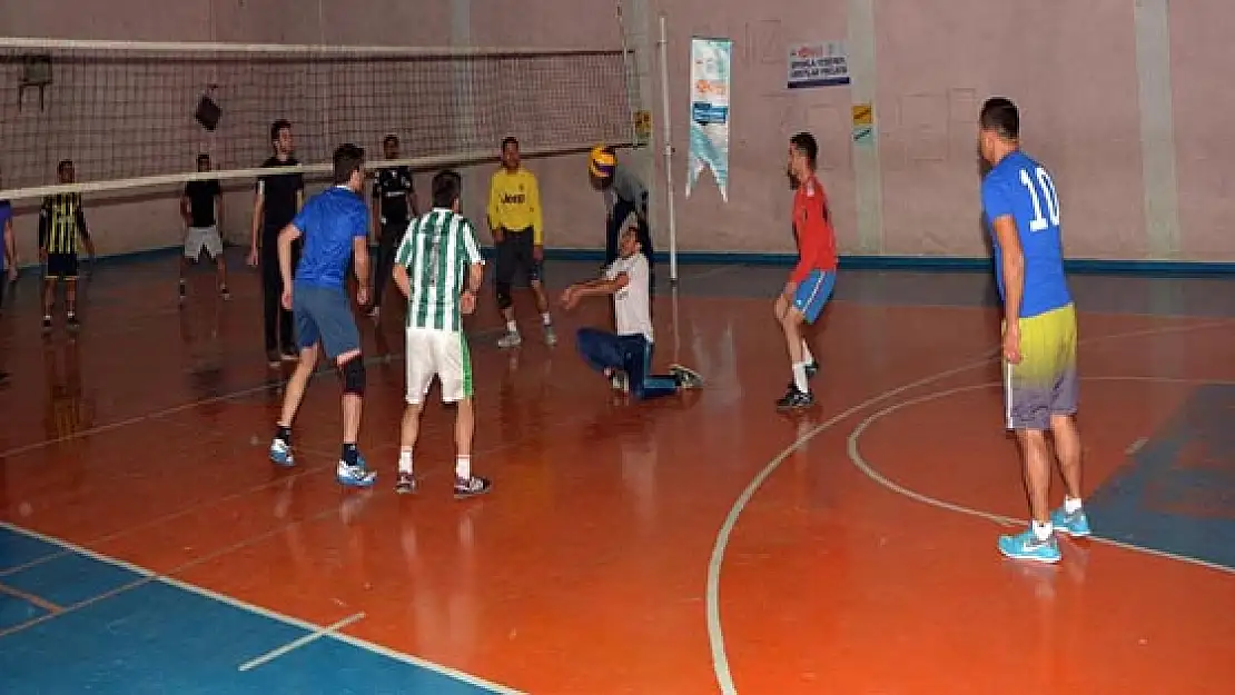 Çatakta voleybol turnuvası