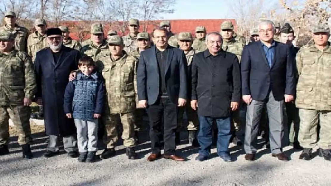 Vanda törenle cami temeli atıldı