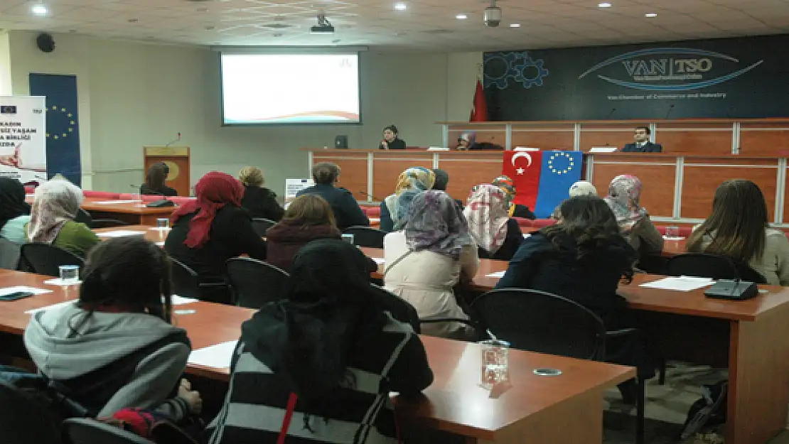 Van'da 'Kadın Girişimcilere Sağlanan Destekler' semineri