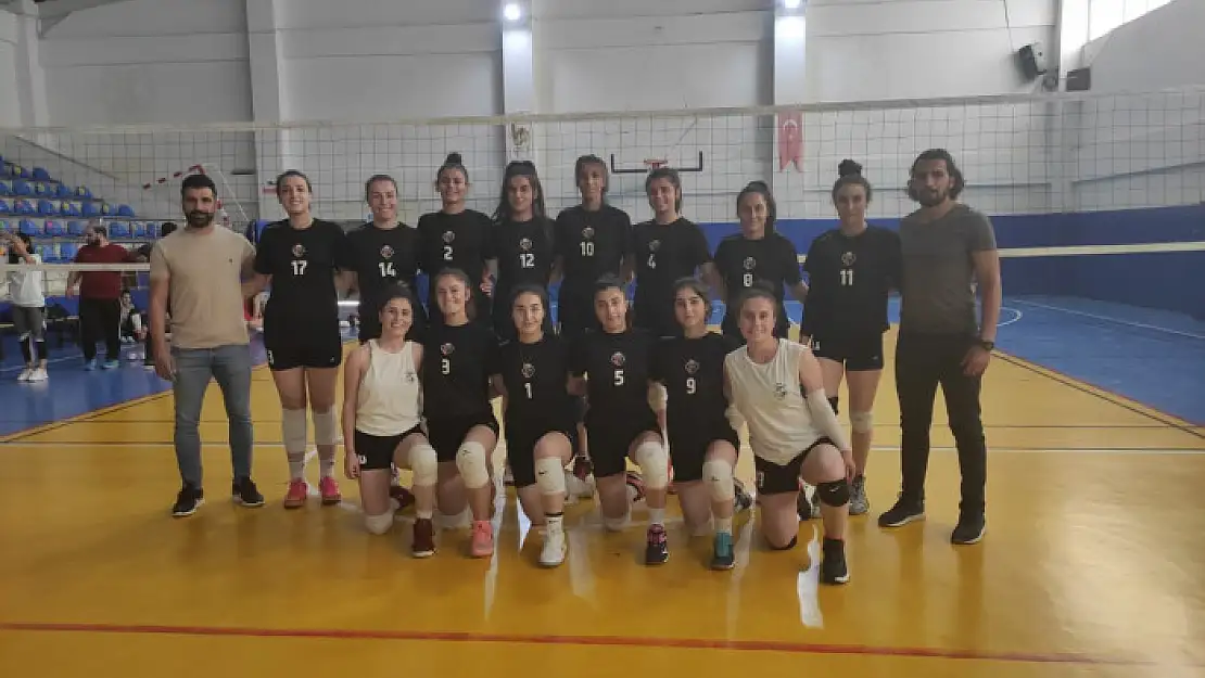 BÜYÜKŞEHİR KADIN VOLEYBOL TAKIMINDAN SEZON HAZIRLIĞI