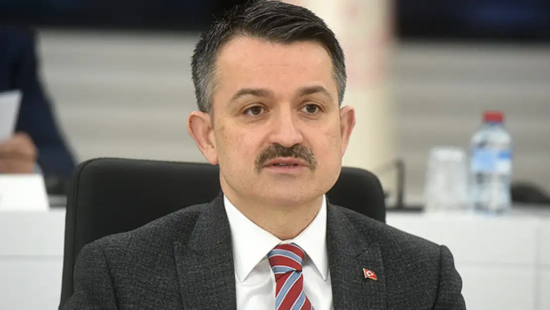 Bakan Pakdemirli'den çiğ süt destek primi açıklaması