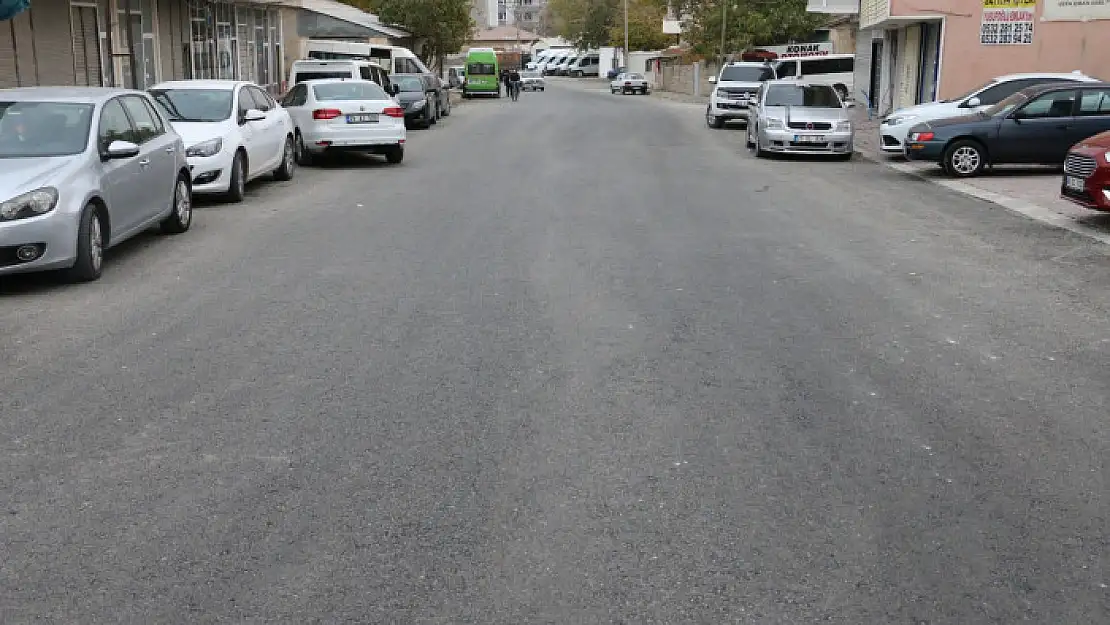 Erciş Belediyesi Tugay Caddesi'ni yeniledi