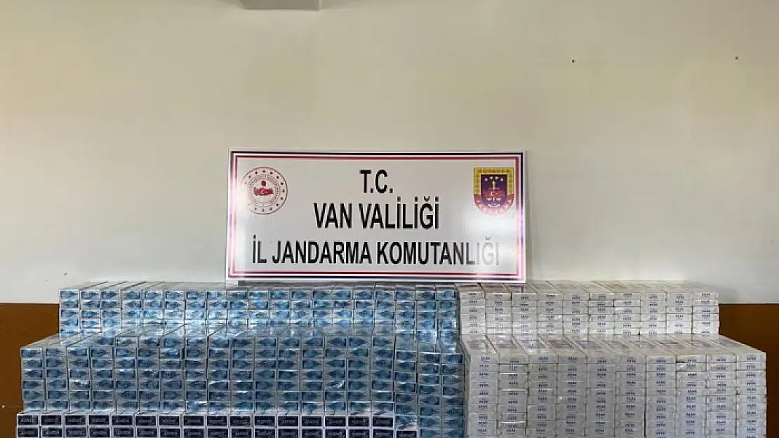 Başkale'de kaçak sigara ele geçirildi