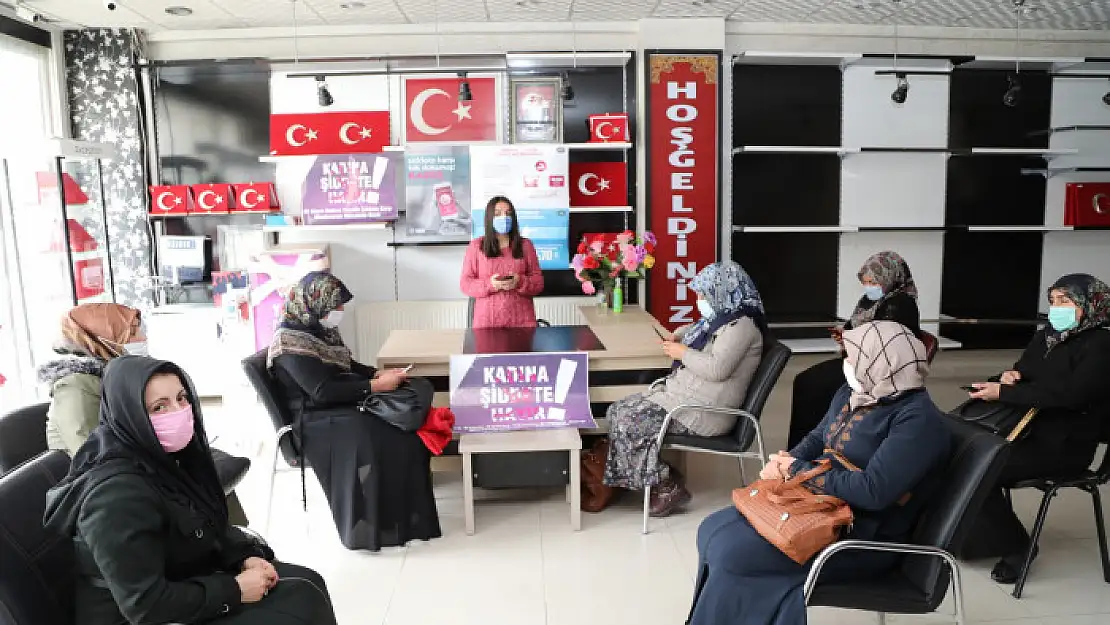 Başkale'de kadınlara KADES uygulaması tanıtıldı