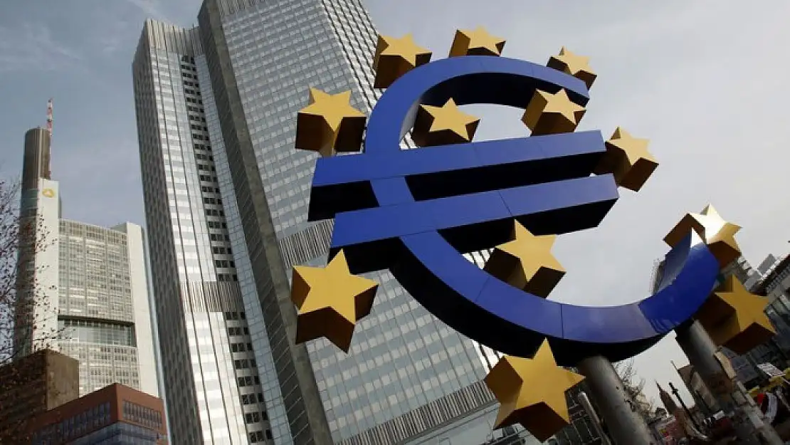 ECB satın alma programını 500 milyar Euro genişletti