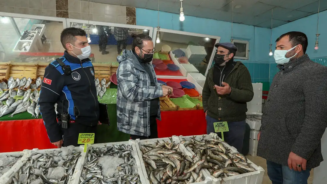 İpekyolu Belediyesi'den balon balığı denetimi