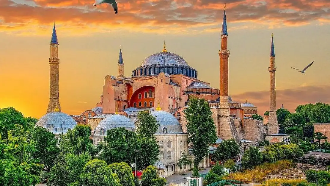 Ayasofya'nın kopyası Suriye'nin Sukeylebiye kentinde inşa ediliyor