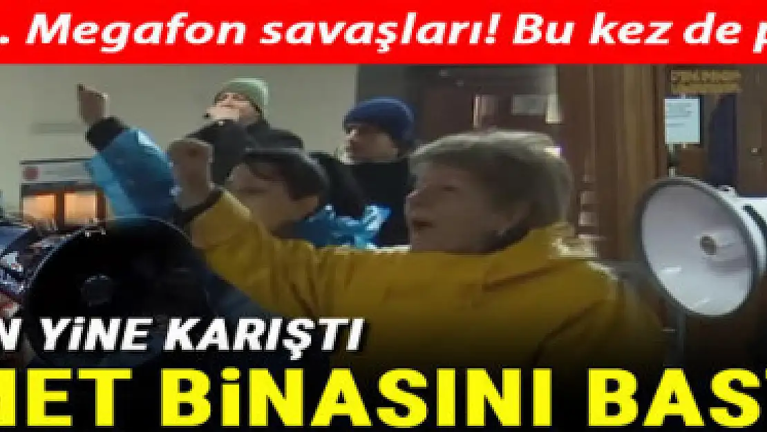 Ermenistan'ın başkenti Erivan'da göstericiler hükümet binasını bastı