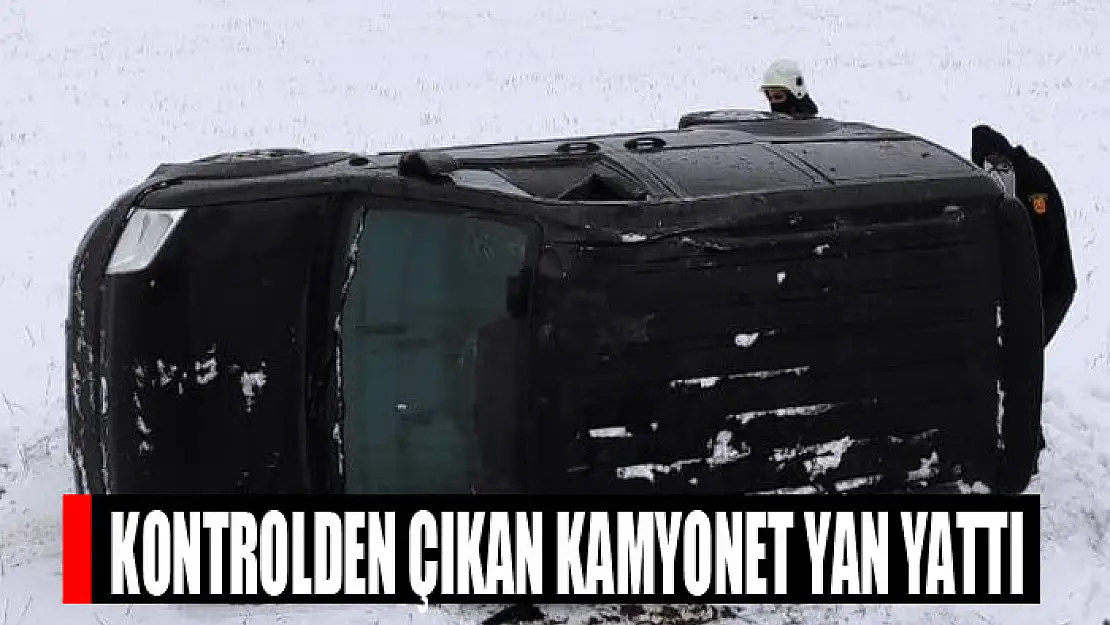 Kontrolden çıkan kamyonet yan yattı