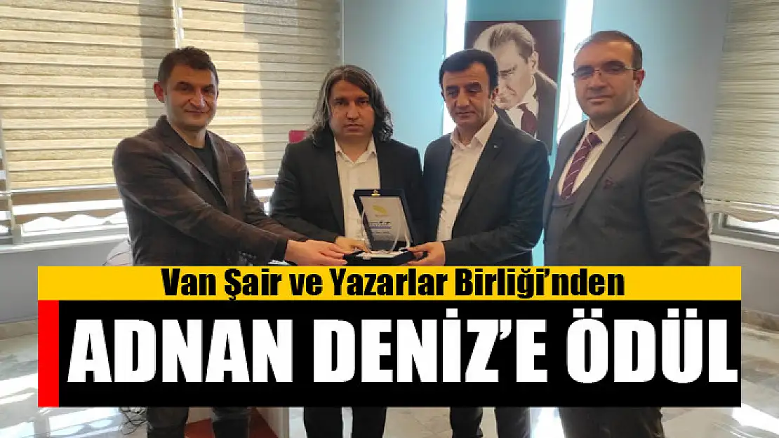 VAYAB'dan Adnan Deniz'e ödül