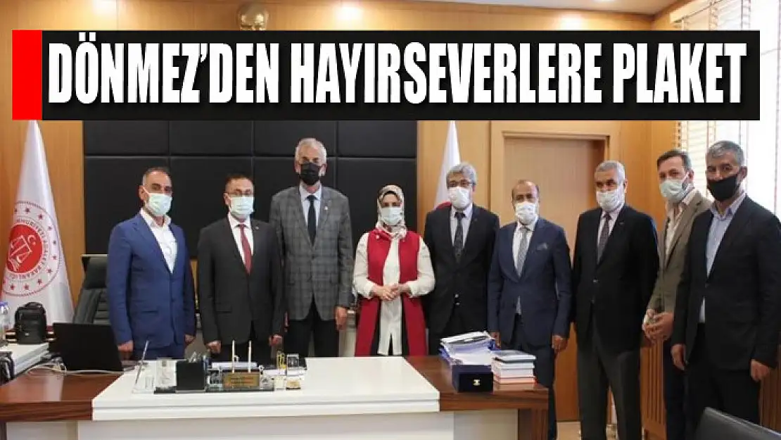 Başsavcı Dönmez'den hayırseverlere plaket