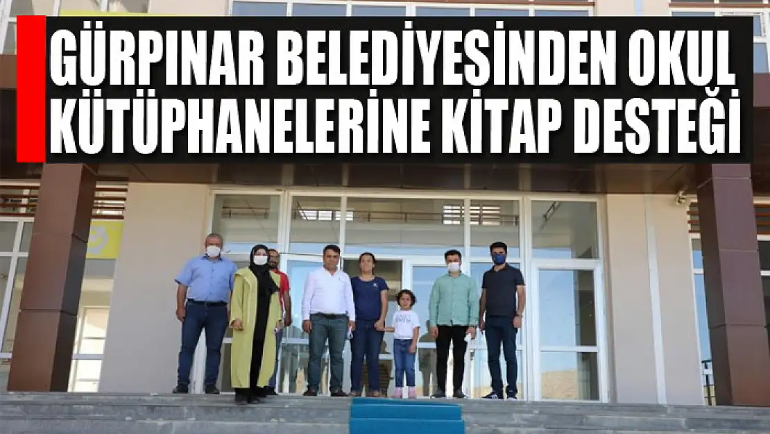 Gürpınar Belediyesinden okul kütüphanelerine kitap desteği