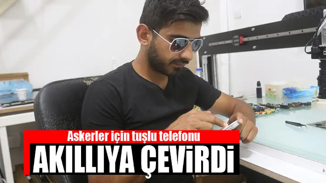 Askerler için tuşlu telefonu akıllıya çevirdi