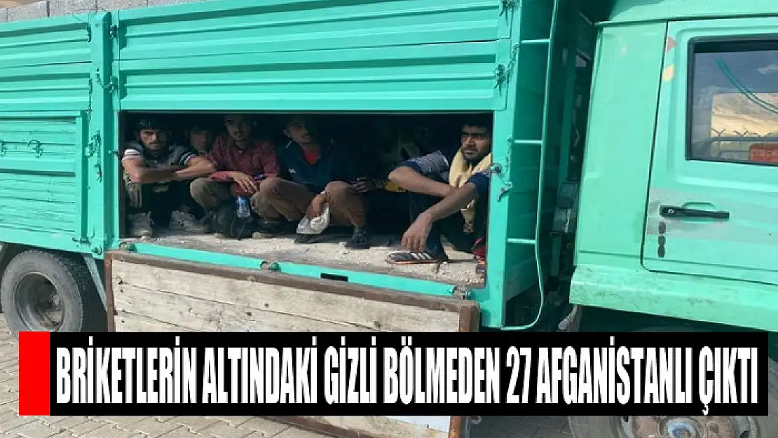 Briketlerin altındaki gizli bölmeden 27 Afganistanlı çıktı