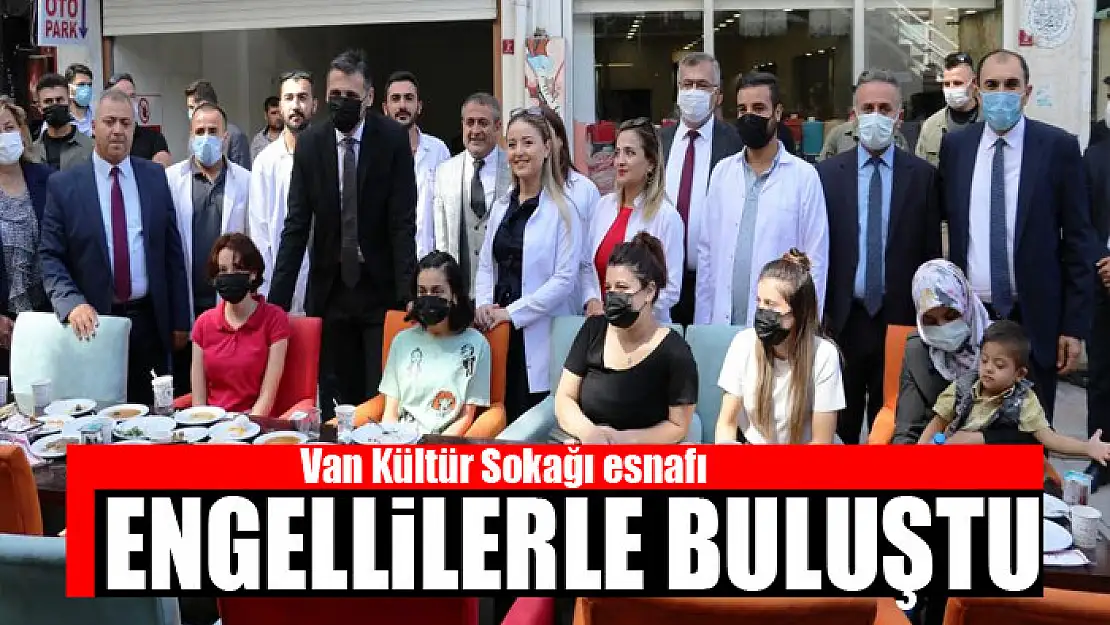 Van Kültür Sokağı esnafı engellilerle buluştu