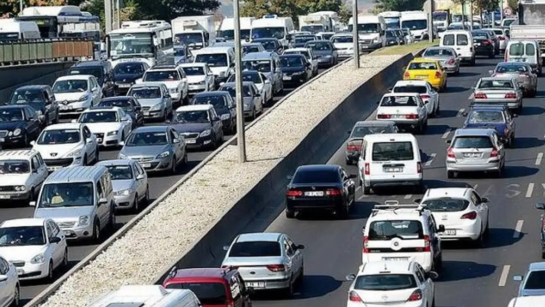 2024 yılında 2 milyon 598 bin 816 adet taşıtın trafiğe kaydı yapıldı