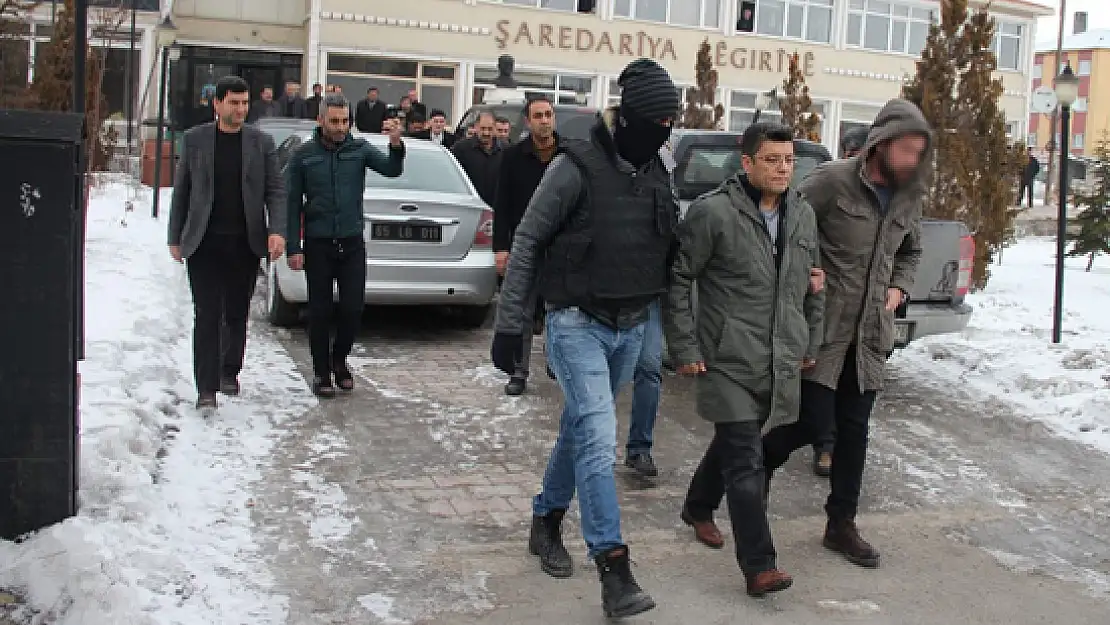 Muradiye Belediye Eş Başkanı Gözaltına Alındı