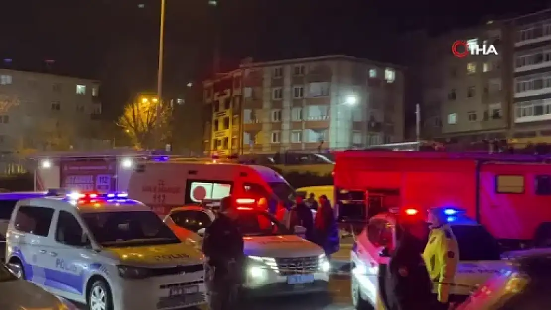 5 Araçlı zincirleme trafik kazası: 1 ölü, 9 yaralı