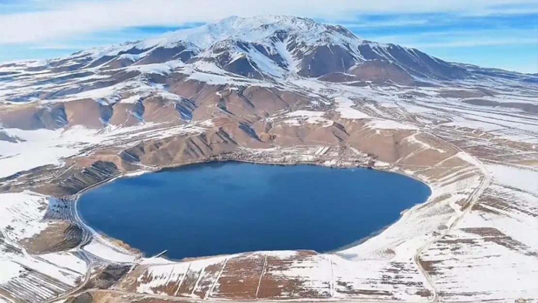 Adilcevaz'ın doğal güzellikleri havadan görüntülendi