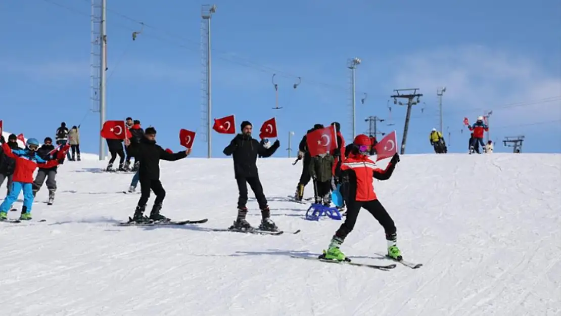 Ağrı'da Gençlik Spor Festivali coşkuyla kutlandı