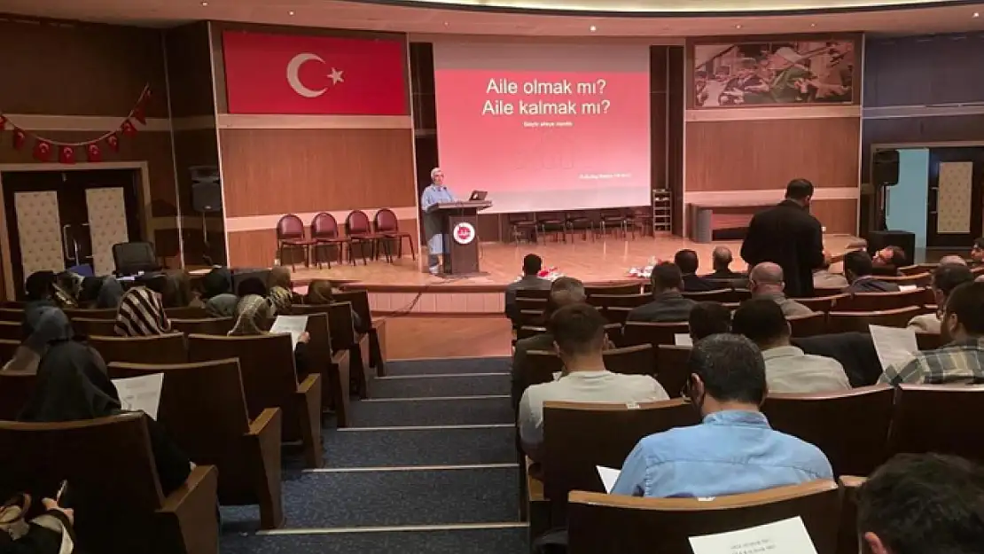 Aile içi sağlıklı iletişim konuşuldu
