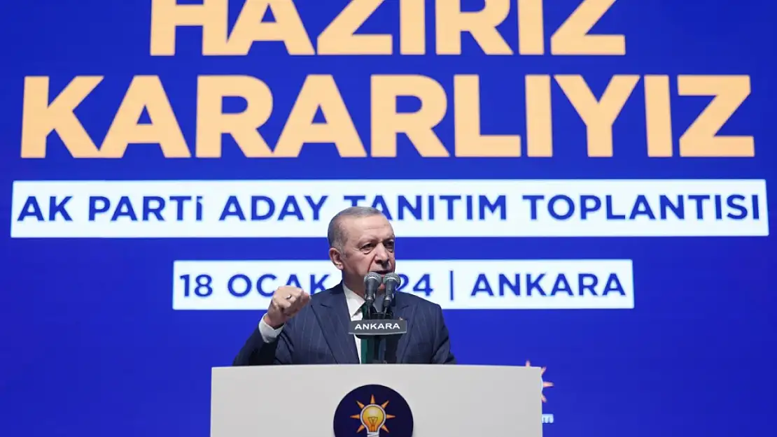 AK Parti'de 3'ü büyükşehir 15 belediye başkanı tekrar aday gösterildi