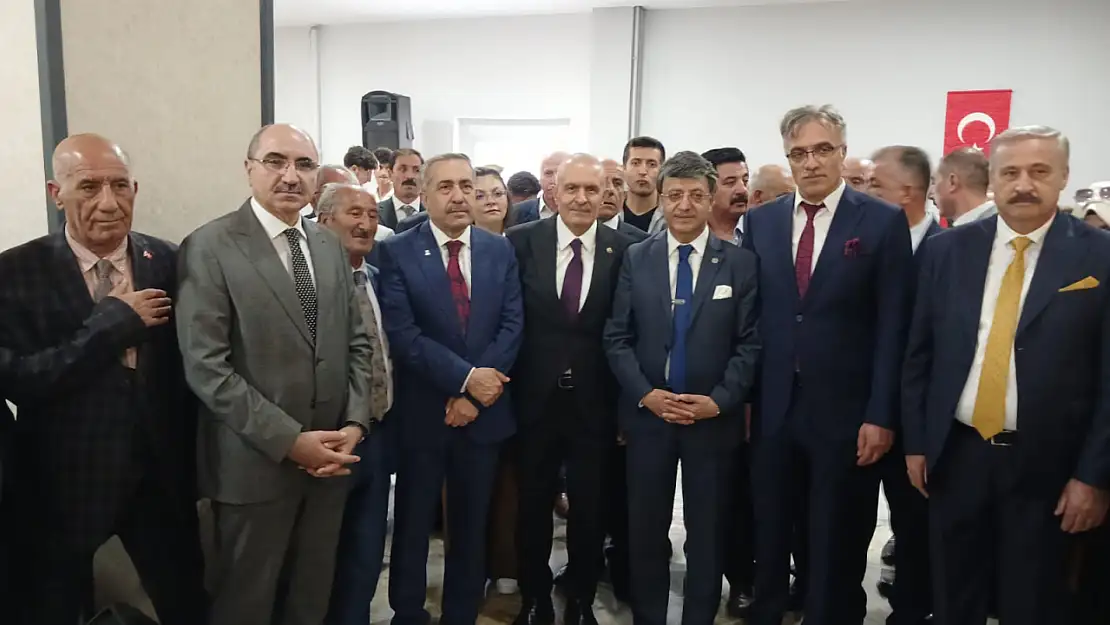 AK Parti Teşkilatı bayramlaşma programında bir araya geldi