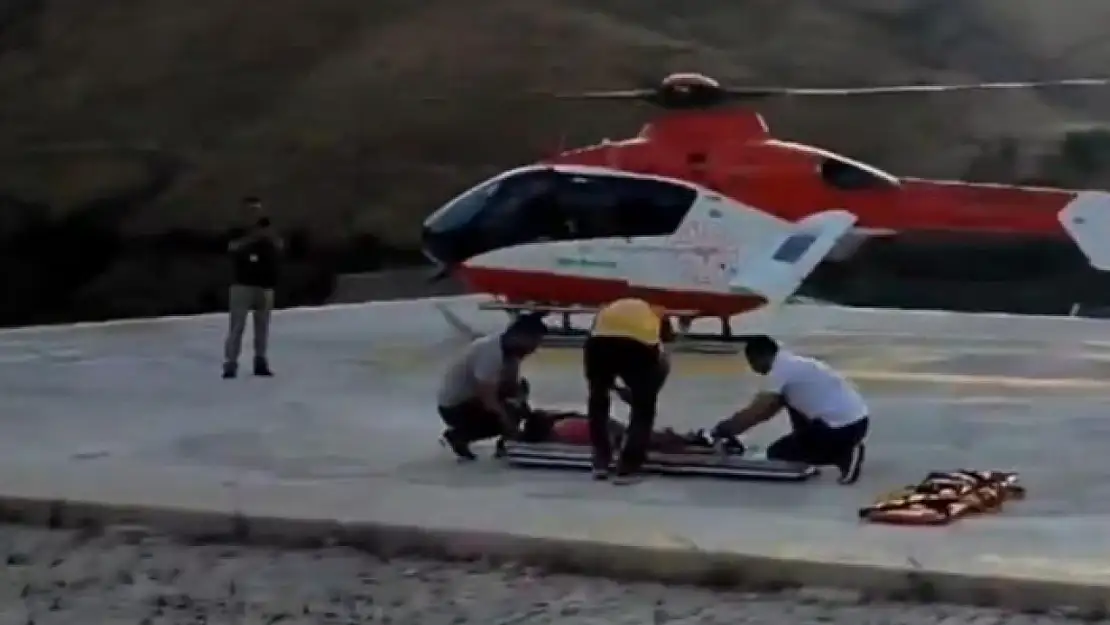 Ambulans helikopter 4 yaşındaki çocuk için havalandı