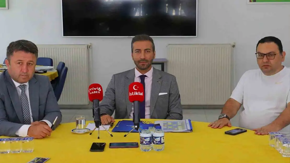 Ankaragücü Başkanı Tekin, basın mensuplarıyla kahvaltıda buluştu
