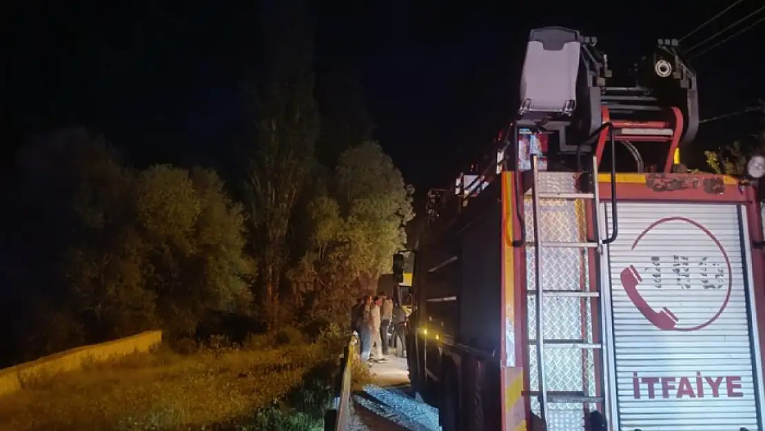 Bahçesaray'da çaya düşen kız çocuğu hayatını kaybetti
