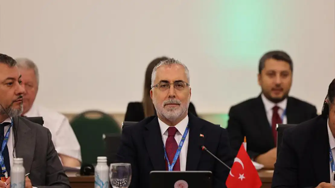 Bakan Işıkhan: 18 Temmuz'da verilen teklif kamuoyuna farklı aksettirildi