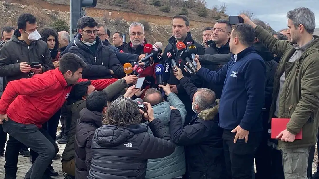 Bakan Bayraktar'dan Erzincan'da maden ocağındaki toprak kaymasına ilişkin açıklama