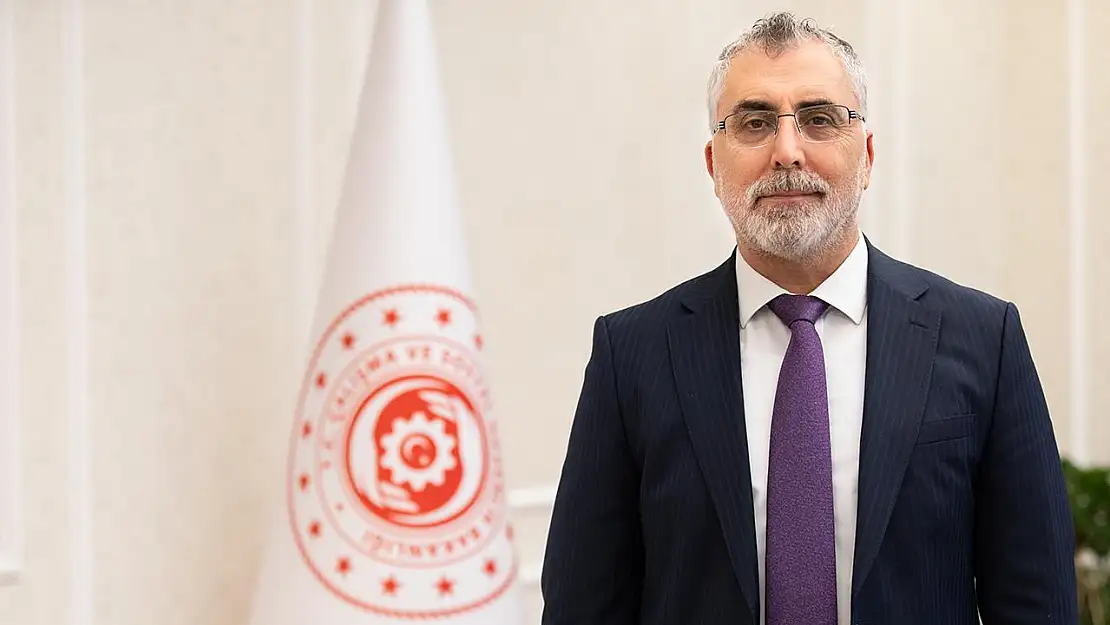 Bakan Işıkhan: Deprem illerine tahsis edilen 50 bin kişilik TYP süresini 9 ay uzattık