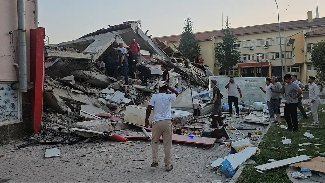 Bakan Kurum, Sındırgı depremine ilişkin hasar tespit verilerini açıkladı