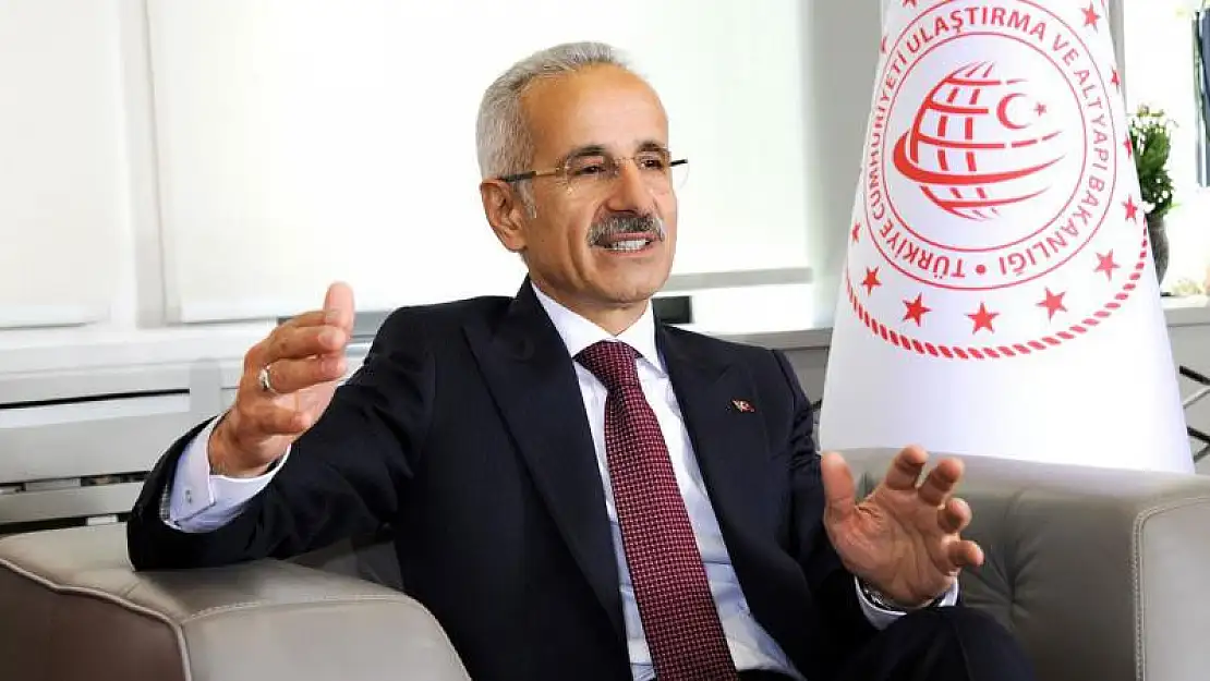 Bakan Uraloğlu: 2 bin 575 kırsal yerleşim yerine 4.5G mobil haberleşme istasyonu kurduk