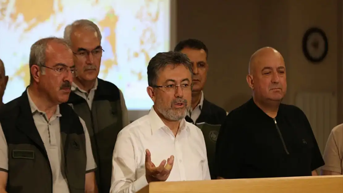 Bakan Yumaklı'dan Çanakkale'deki yangınlara ilişkin açıklama