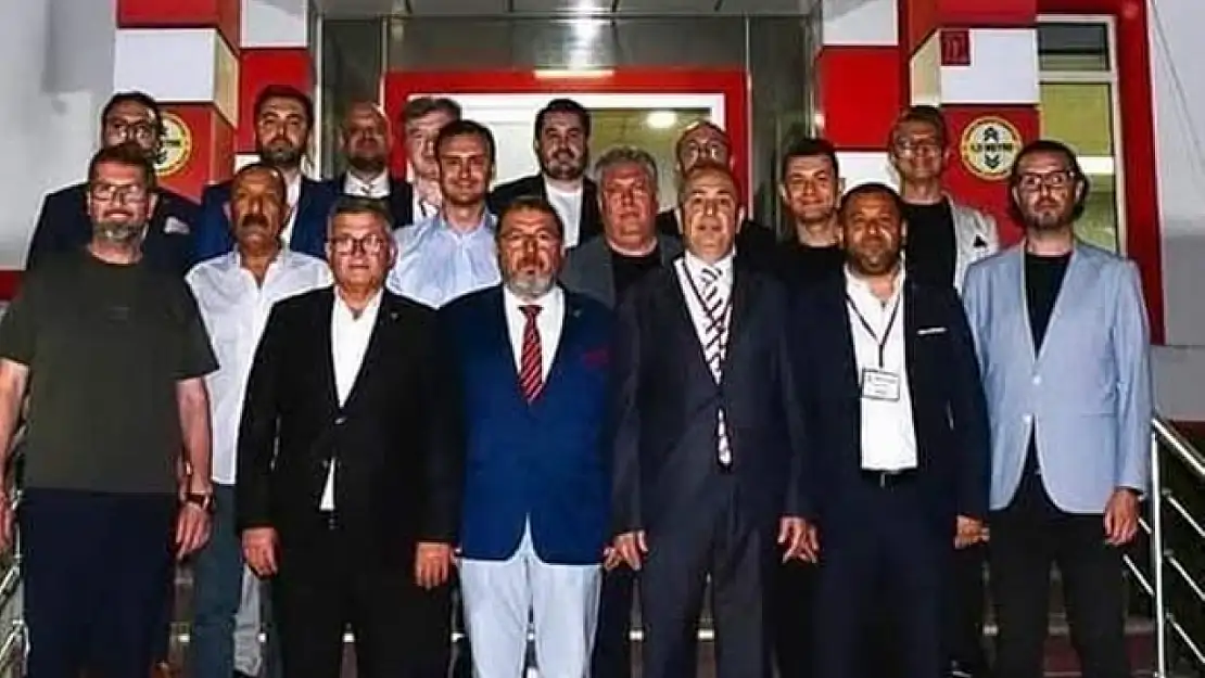 Balıkesirspor'da Başkan Abdullah Bekki ile devam kararı