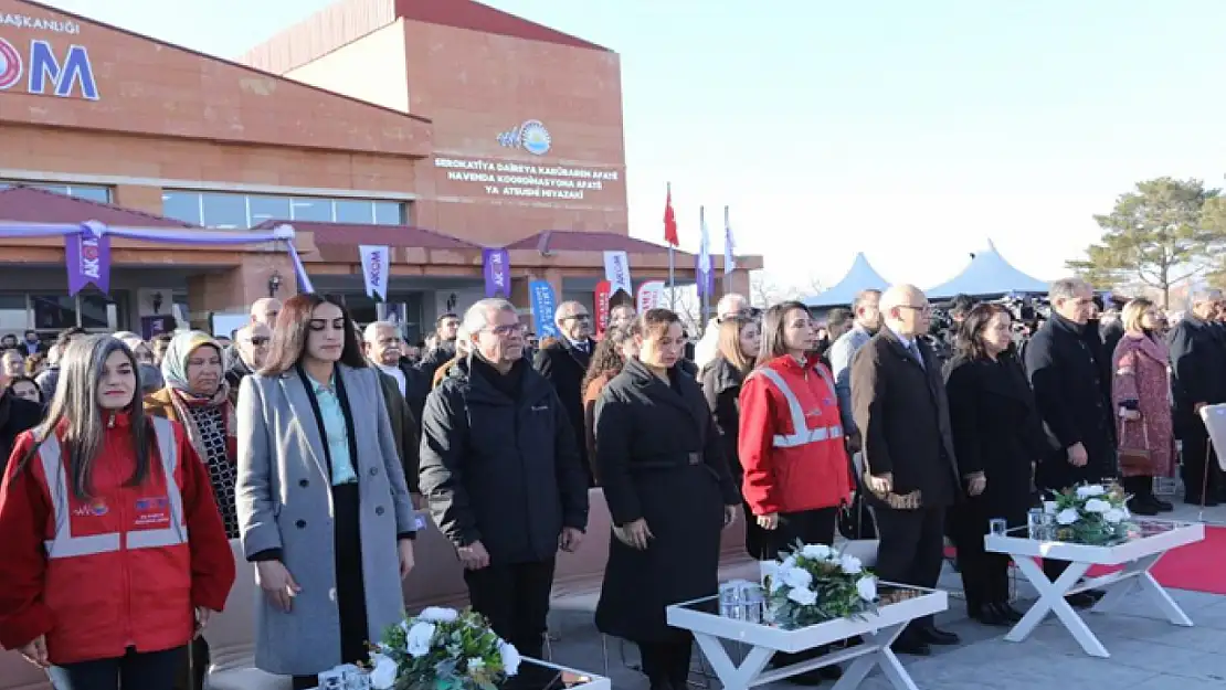 Başkan Ceritoğlu Sengel, Van'da AKOM açılışına katıldı