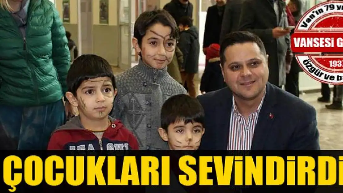 İpekyolu Belediyesinin öğrencilere karne hediyesi