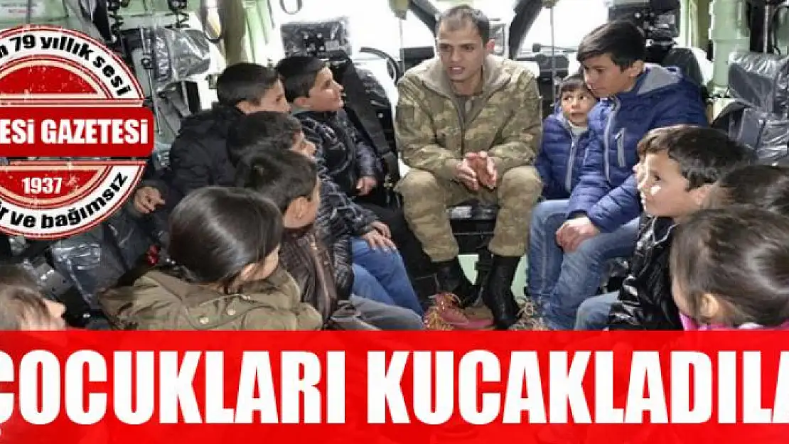 Çocukları kucakladılar