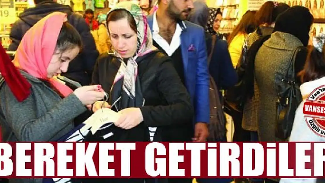 Van'da İranlı turist bereketi