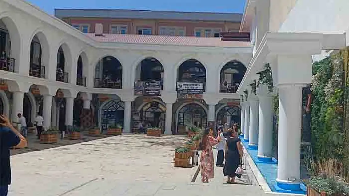 Bedesten Çarşısı kültür ve lezzetin yeni adresi oldu