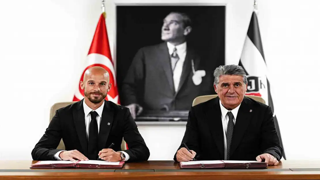 Beşiktaş, Vaclav Cerny ile sözleşme imzaladı