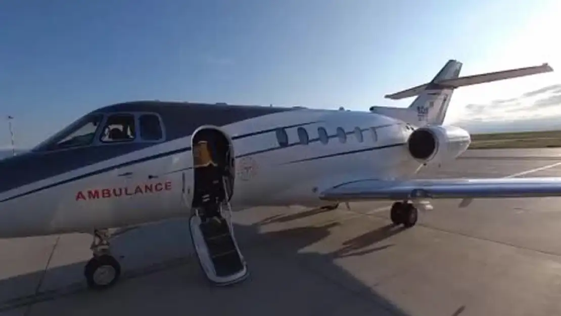 Beyin kanaması geçiren prematüre bebek uçak ambulansla Ankara'ya nakledildi
