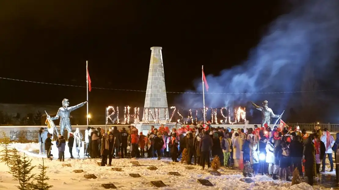 Binlerce kişi Sarıkamış şehitleri için yürüdü