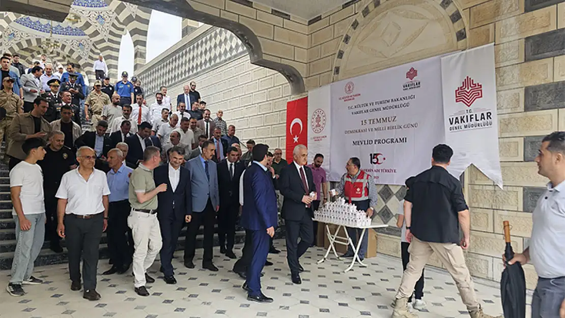 Bitlis Vakıflar Bölge Müdürlüğü, 15 Temmuz etkinliklerine katıldı