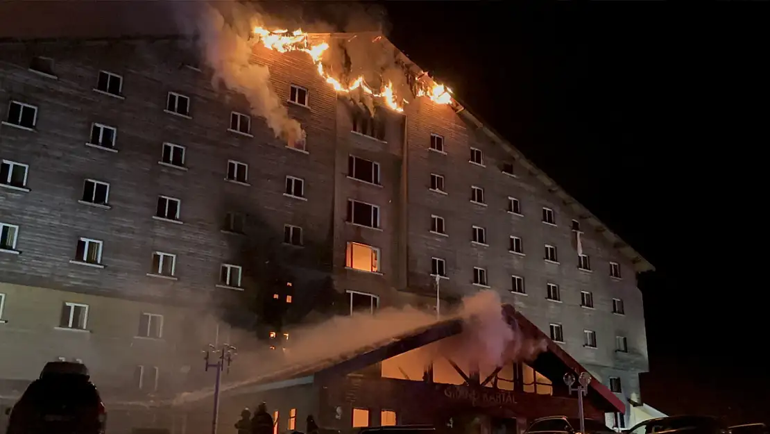 Bolu'daki otel yangınının araştırılması için 4 Başmüfettiş görevlendirildi